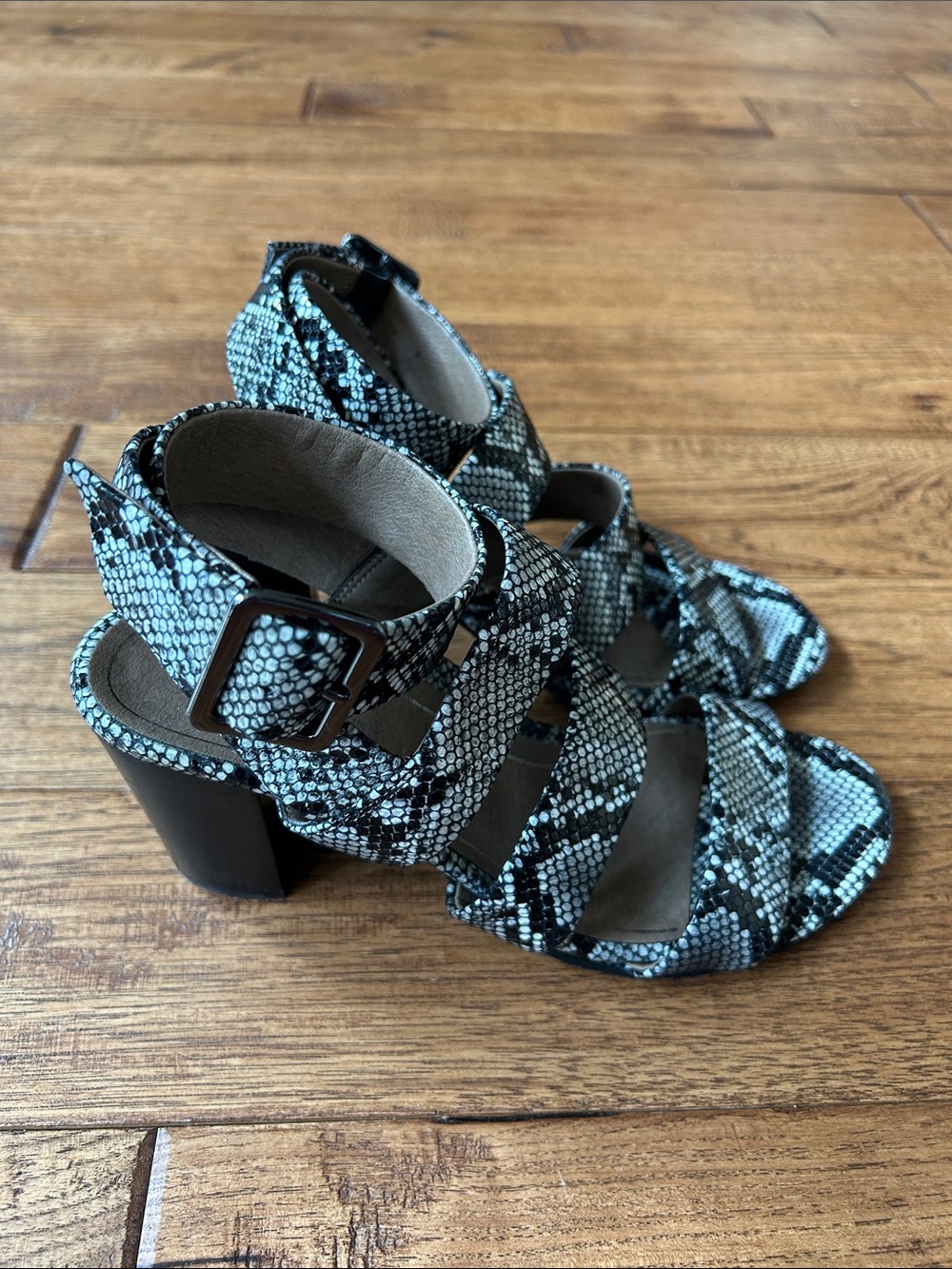 Vionic Blaire Snake Strappy High Block Heel Sandals Comfort Shoes Size 6.5